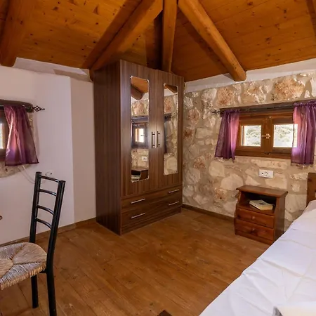 Vardiola Houses, Close To Agios Sostis Beach, By Zantewize בית נופש Lithakia (Zakynthos)