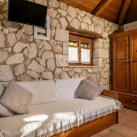 Vardiola Houses, Close To Agios Sostis Beach, By Zantewize Сasa de vacaciones