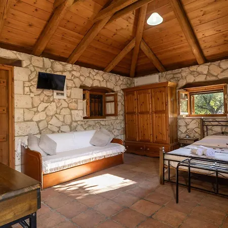 Vardiola Houses, Close To Agios Sostis Beach, By Zantewize Сasa de vacaciones