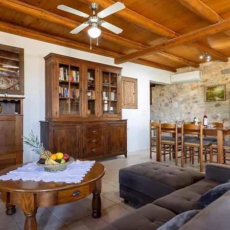 Vardiola Houses, Close To Agios Sostis Beach, By Zantewize Casa vacanze Lithakia (Zakynthos)