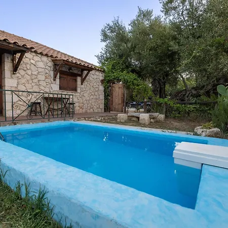 Vardiola Houses, Close To Agios Sostis Beach, By Zantewize * Lithakia (Zakynthos)