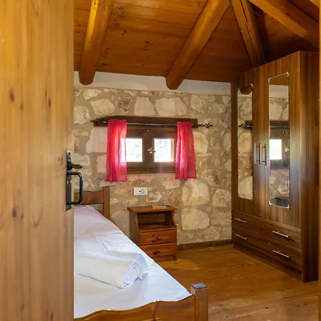 Vardiola Houses, Close To Agios Sostis Beach, By Zantewize *