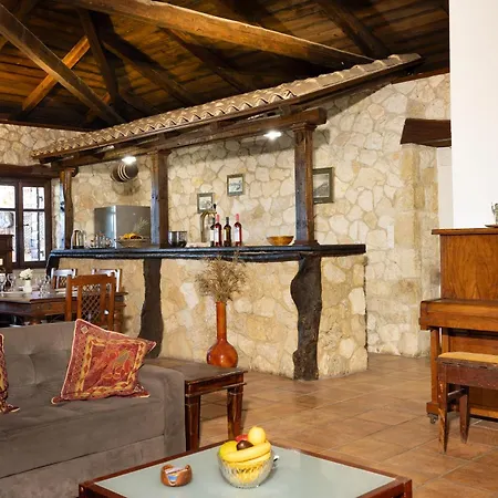 Vardiola Houses, Close To Agios Sostis Beach, By Zantewize Литакия