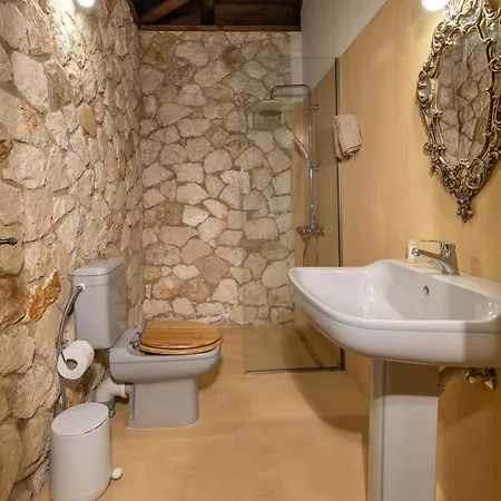 Vardiola Houses, Close To Agios Sostis Beach, By Zantewize