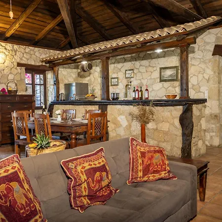 Vardiola Houses, Close To Agios Sostis Beach, By Zantewize *