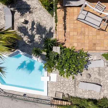 Vardiola Houses, Close To Agios Sostis Beach, By Zantewize Vakantiehuis