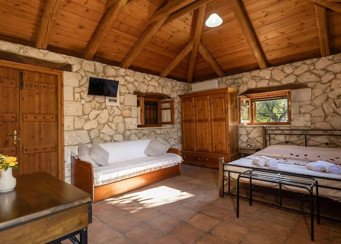 Vardiola Houses, Close To Agios Sostis Beach, By Zantewize Semesterbostad