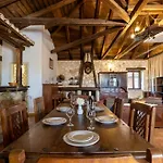 Feriehus Vardiola Houses, Close To Agios Sostis Beach, By Zantewize Lithakia (Zakynthos)