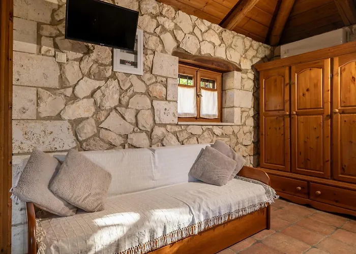 Vardiola Houses, Close To Agios Sostis Beach, By Zantewize Casa vacanze