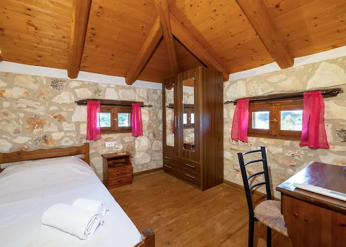 Vardiola Houses, Close To Agios Sostis Beach, By Zantewize Casa vacanze