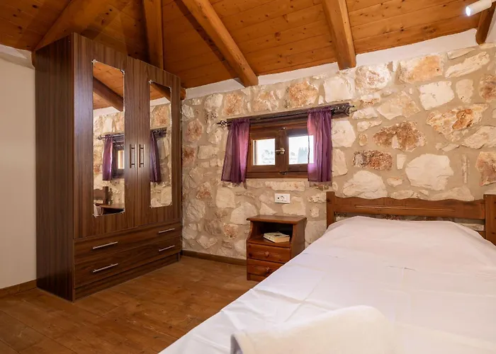 Vardiola Houses, Close To Agios Sostis Beach, By Zantewize Casa vacanze *
