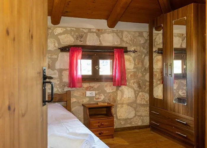 Vardiola Houses, Close To Agios Sostis Beach, By Zantewize *