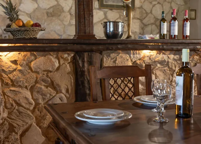 Vardiola Houses, Close To Agios Sostis Beach, By Zantewize *