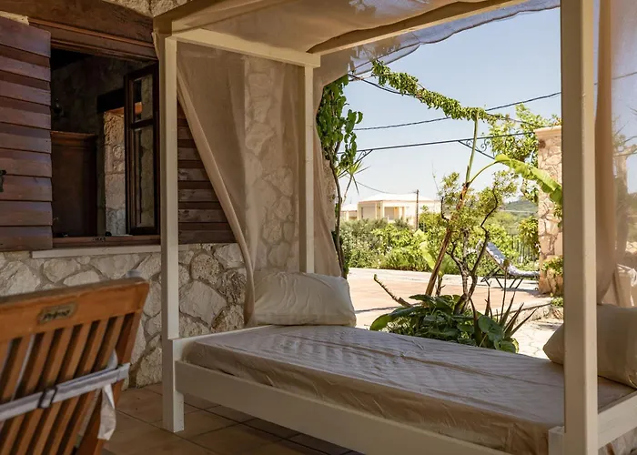 Vardiola Houses, Close To Agios Sostis Beach, By Zantewize Casa vacanze
