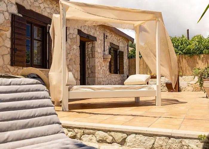 Vardiola Houses, Close To Agios Sostis Beach, By Zantewize *